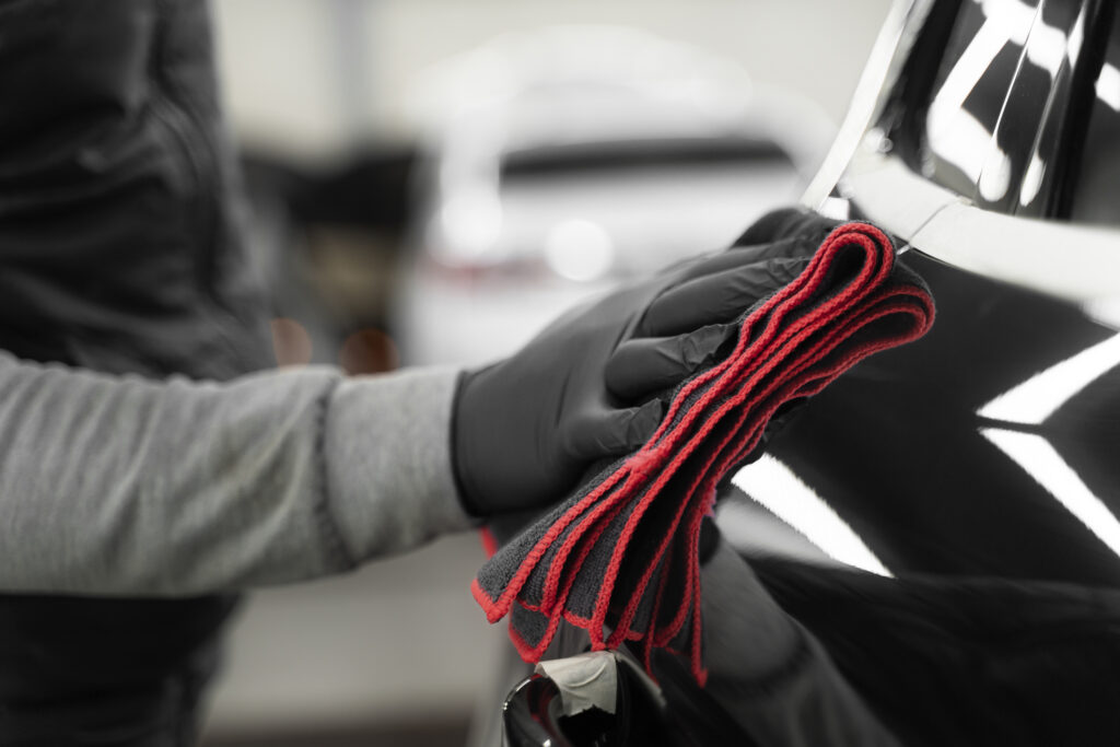 close-up-car-care-process (1)